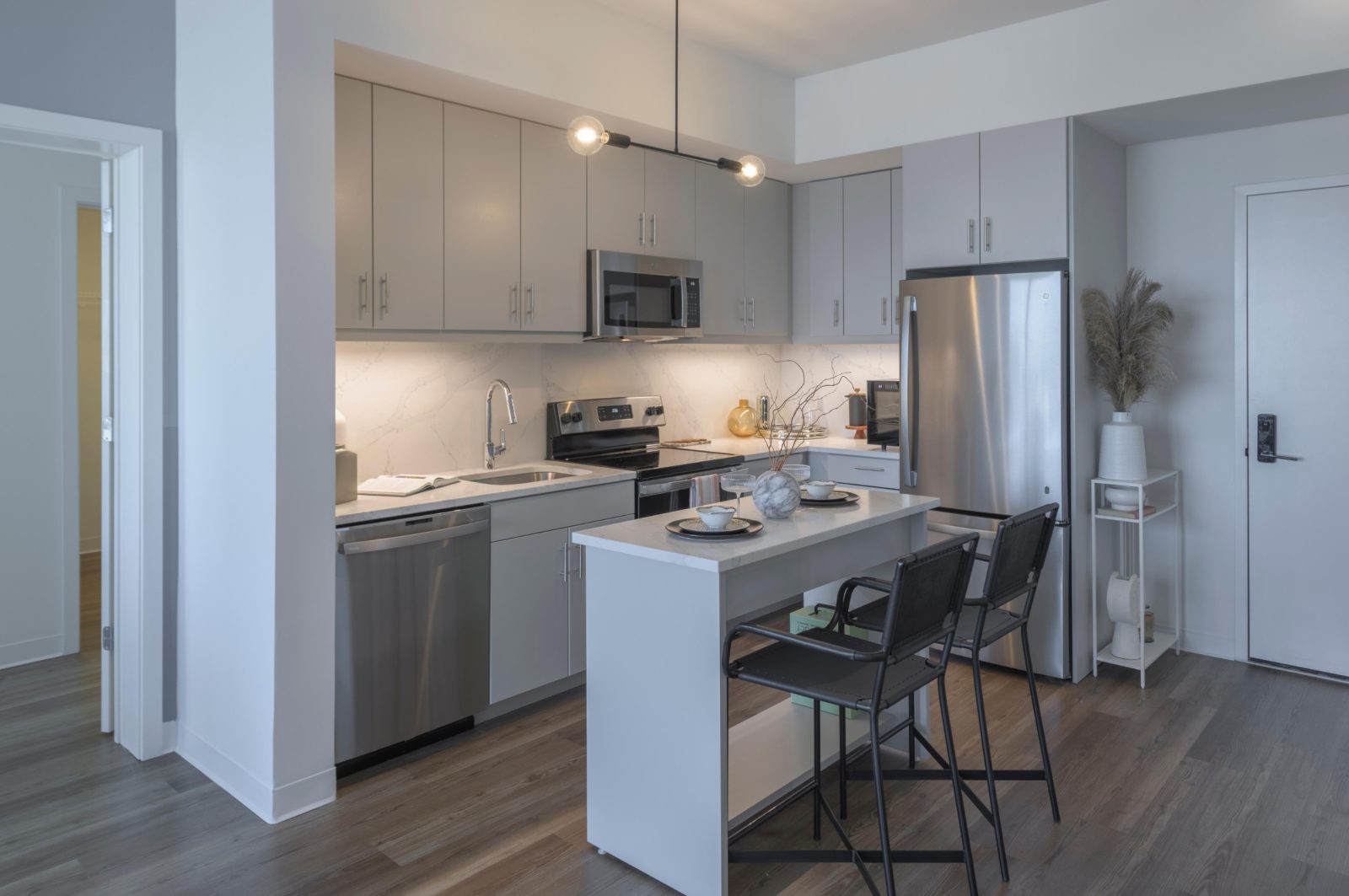 Kitchen with Kitchen Island